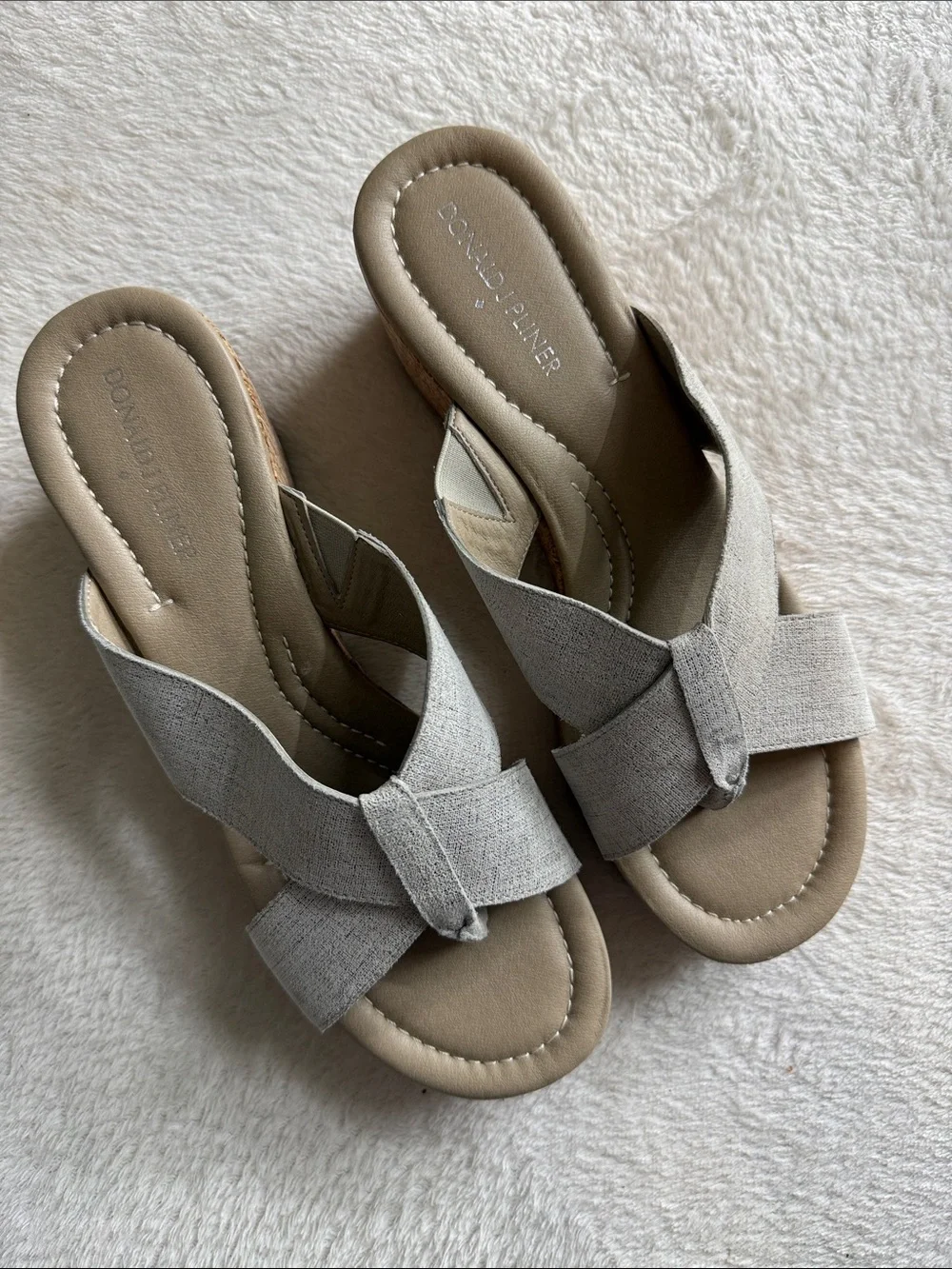 Donald J Pliner Shima Beige Grey Shimmer Cork Wedge Slide Sandals Size 8.5